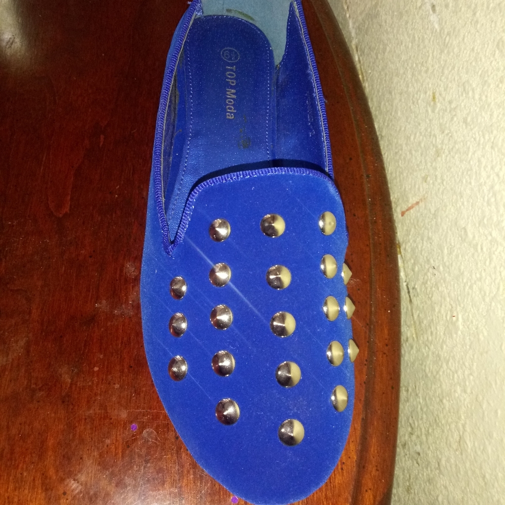 flats - Picture 2 of 3